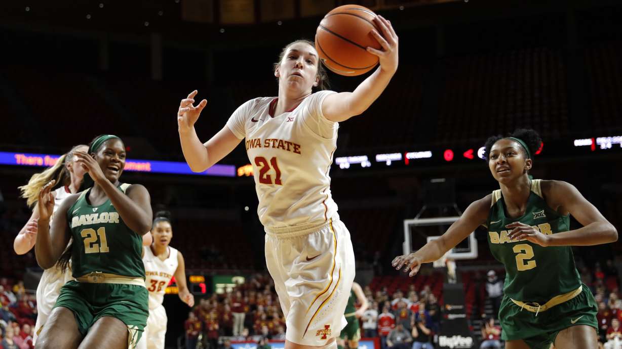 Brown, Cox help No. 4 Baylor roll past Iowa State, 79-50
