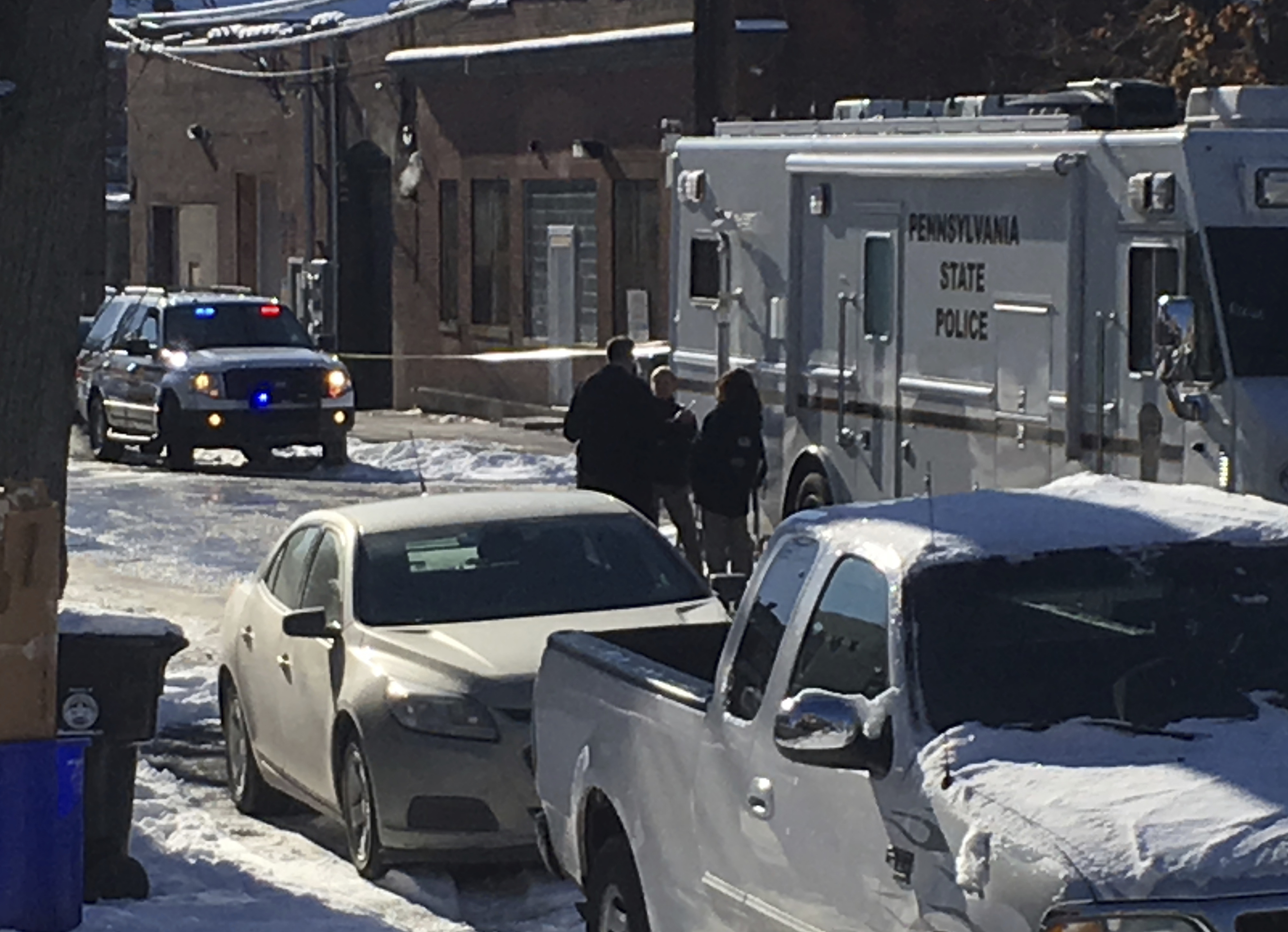 The Latest: US marshal died of gunshot wound to chest