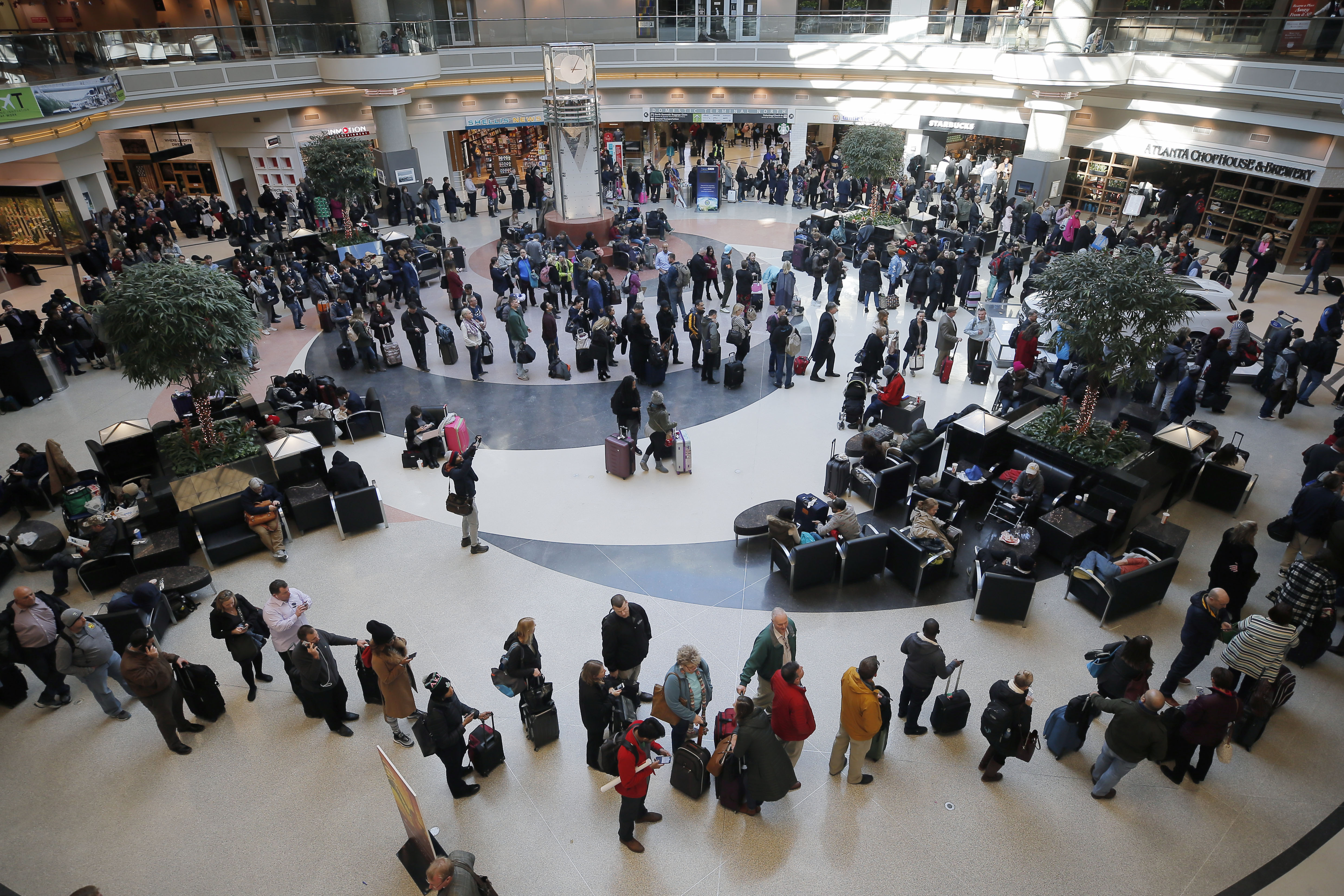 After flyers delayed, TSA aims to improve at Atlanta airport