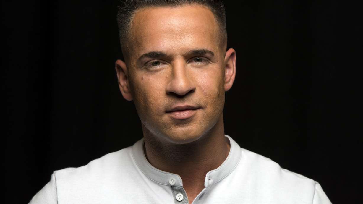 The Latest: 'Jersey Shore' to seek probation in tax plea