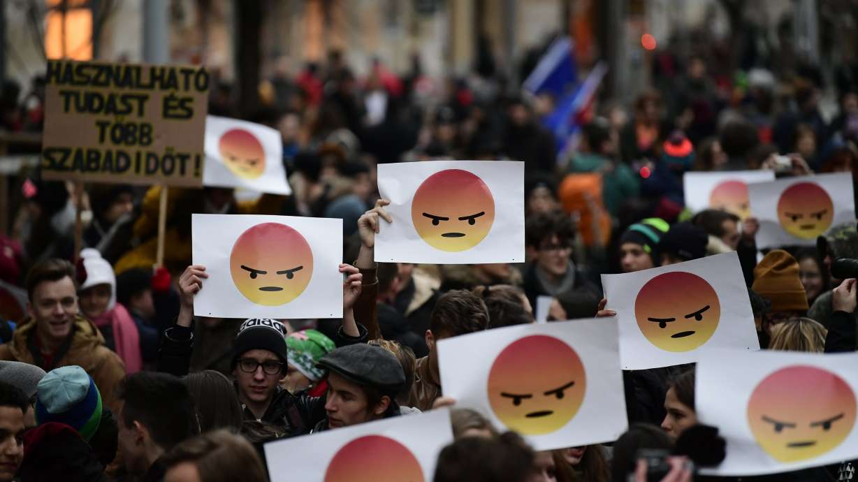 High school students in Hungary rally for modern education