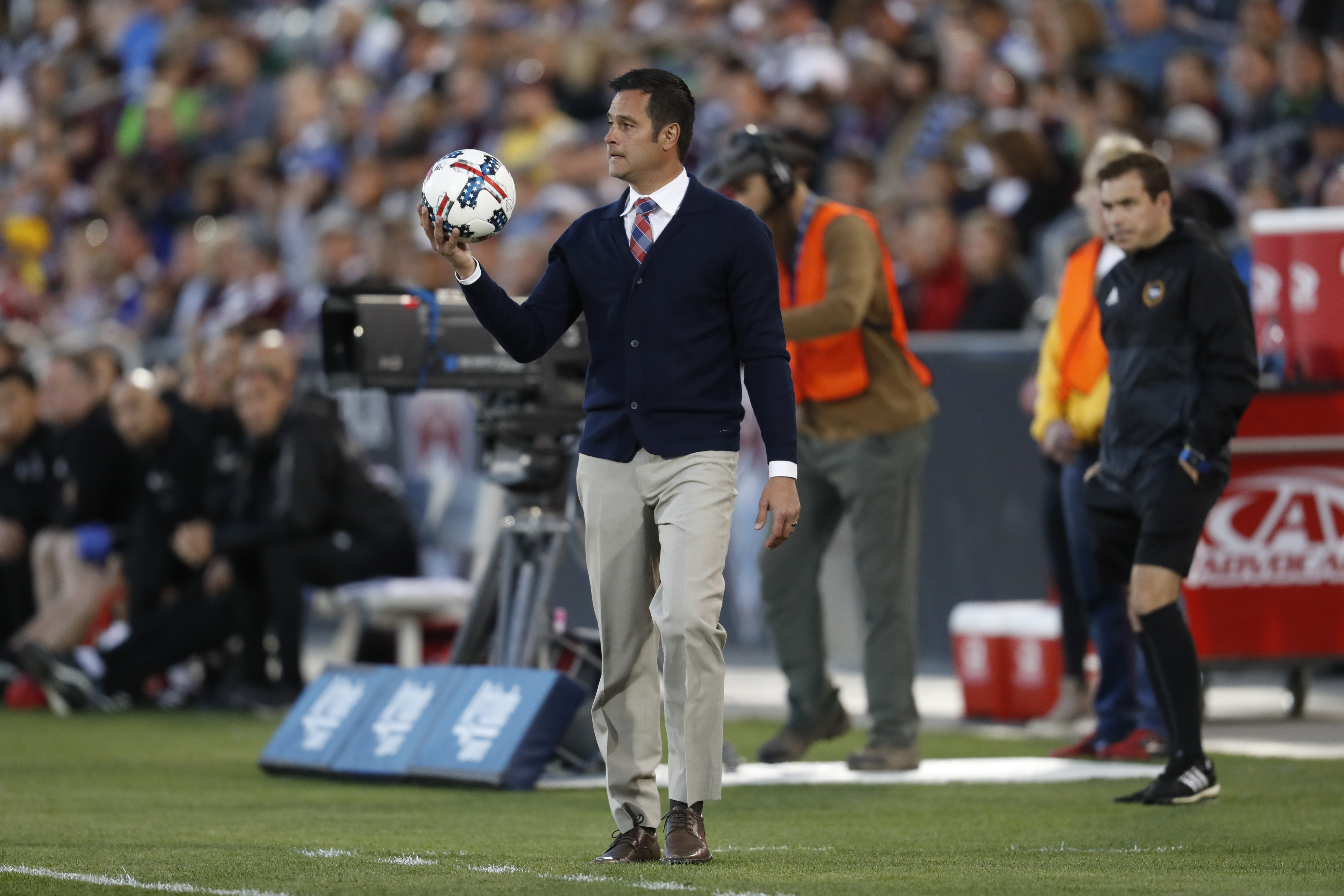 Real Salt Lake head coach Mike Petke in the first half of an MLS soccer match Saturday, April 15, 2017, in Commerce City, Colo. (Photo: David Zalubowski, AP)
