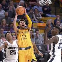 Comeback falls short as Wyoming hands Utah State 4th-straight loss