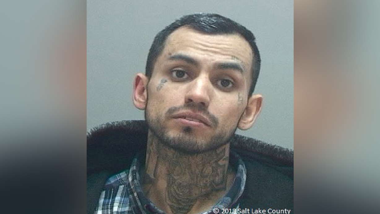 Police: Man arrested after pepper spray attack, attempted robbery at ATM