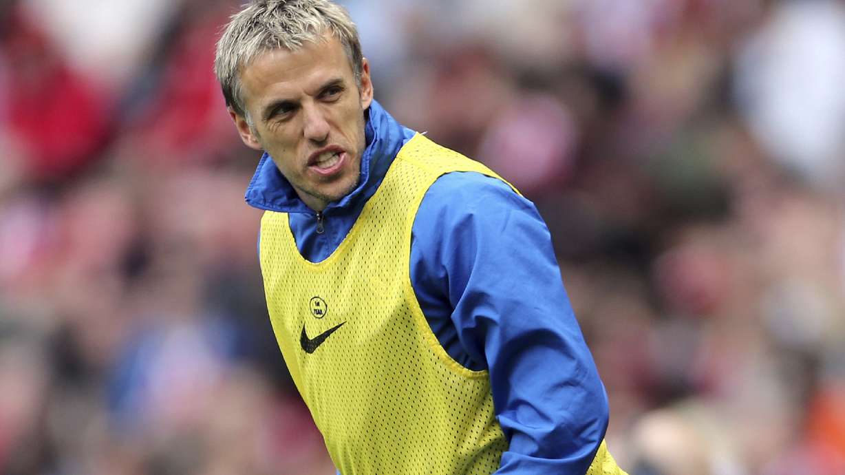 Phil Neville apologizes for misogynistic, sexist tweets