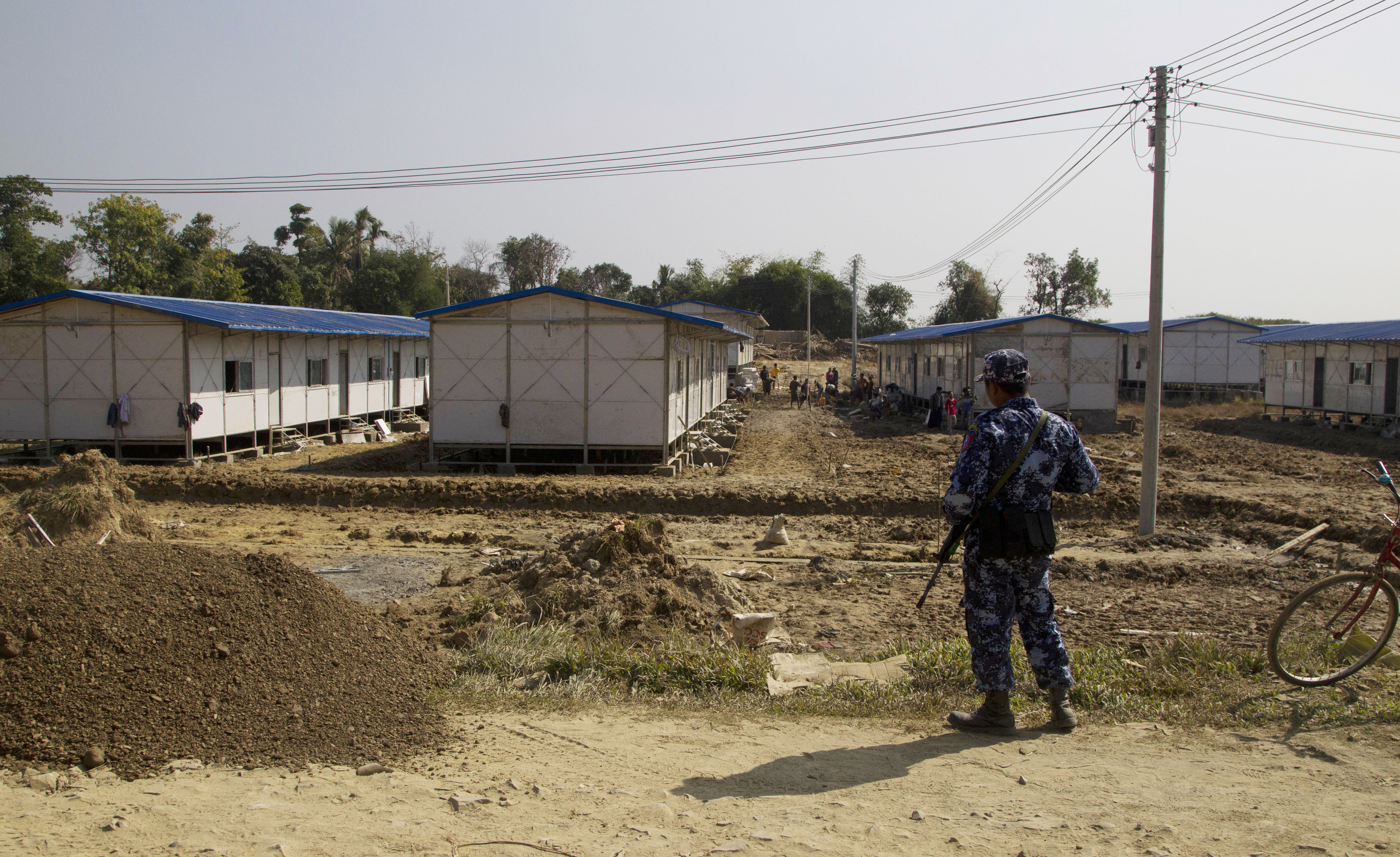 AP Interview: Richardson resigns from Rohingya refugee panel