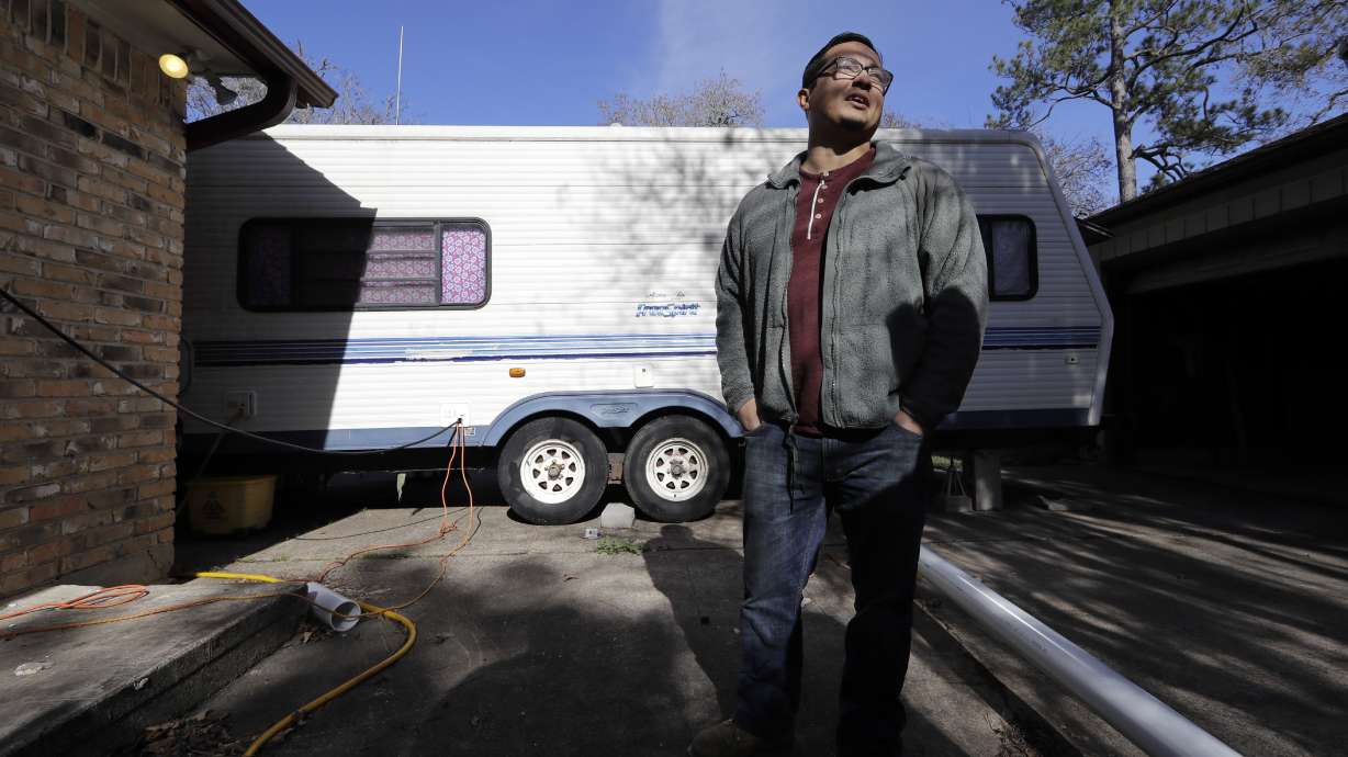 Jump in late mortgages after Harvey sparks foreclosure fears