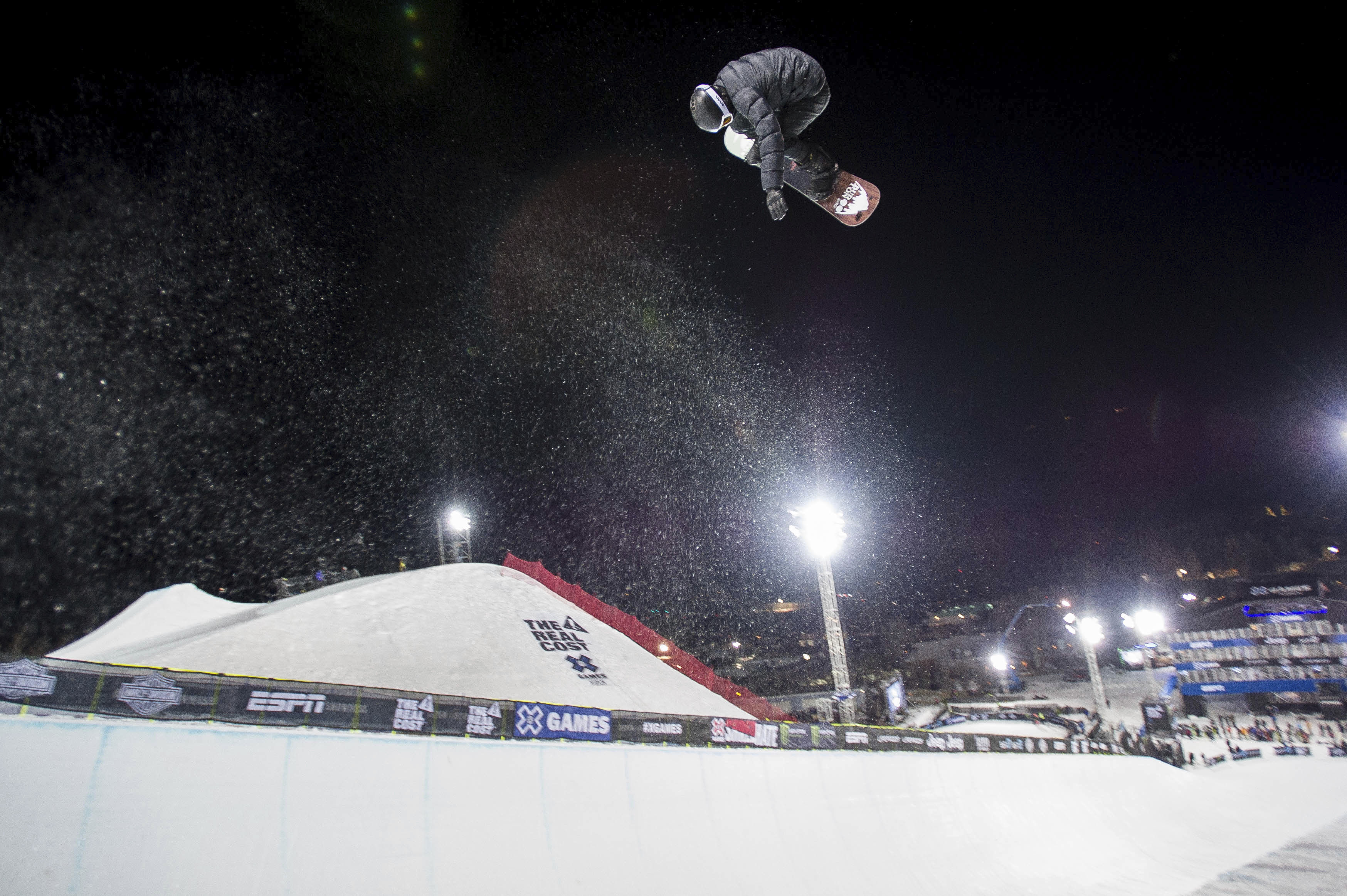 Shaun White pulls out of X Games to rest for Olympics