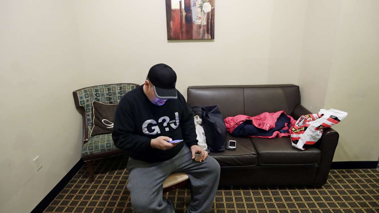 Many Puerto Ricans adrift in US hotels after Hurricane Maria