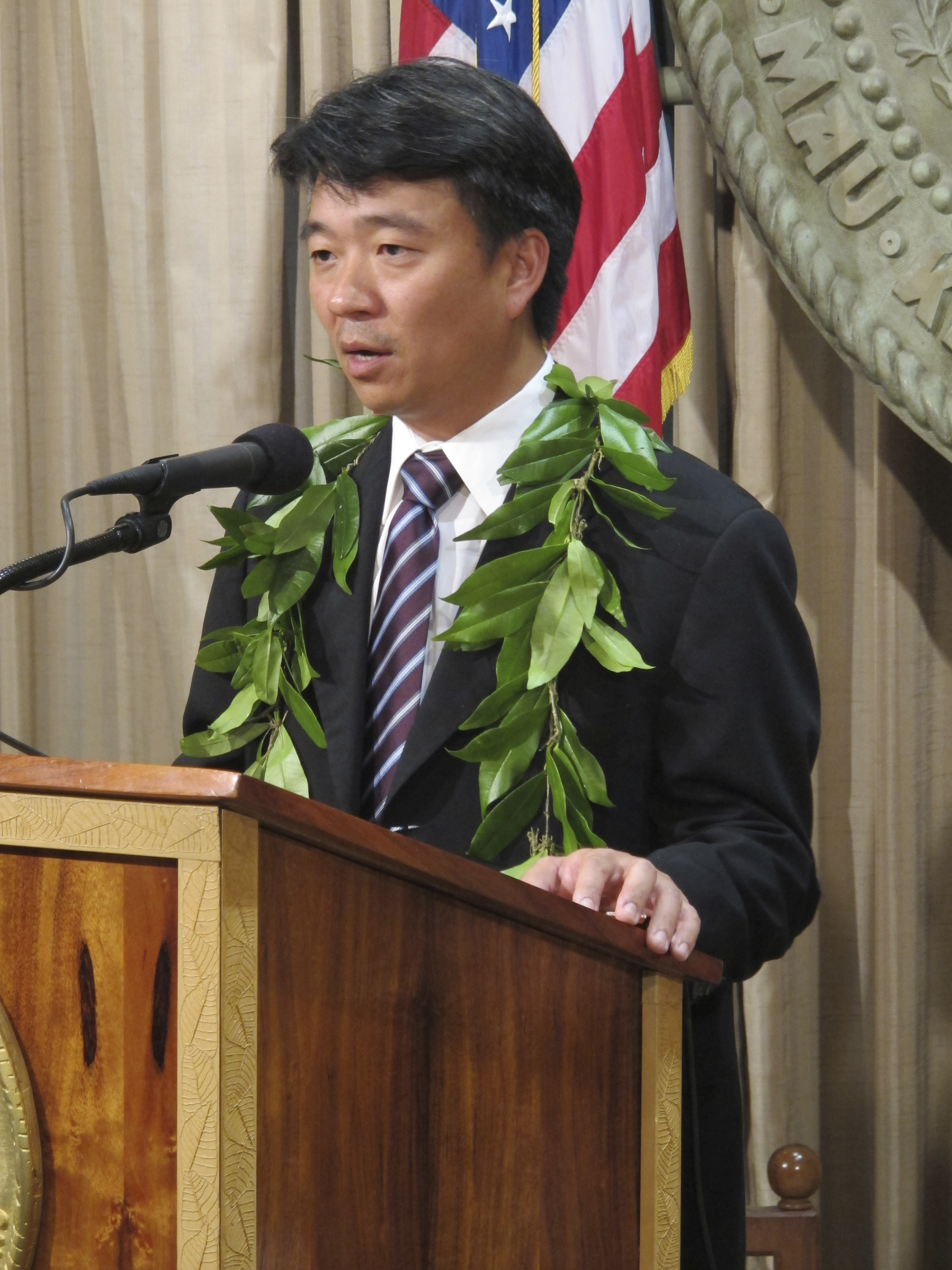 Hawaii lieutenant governor to resign, join lobbying firm