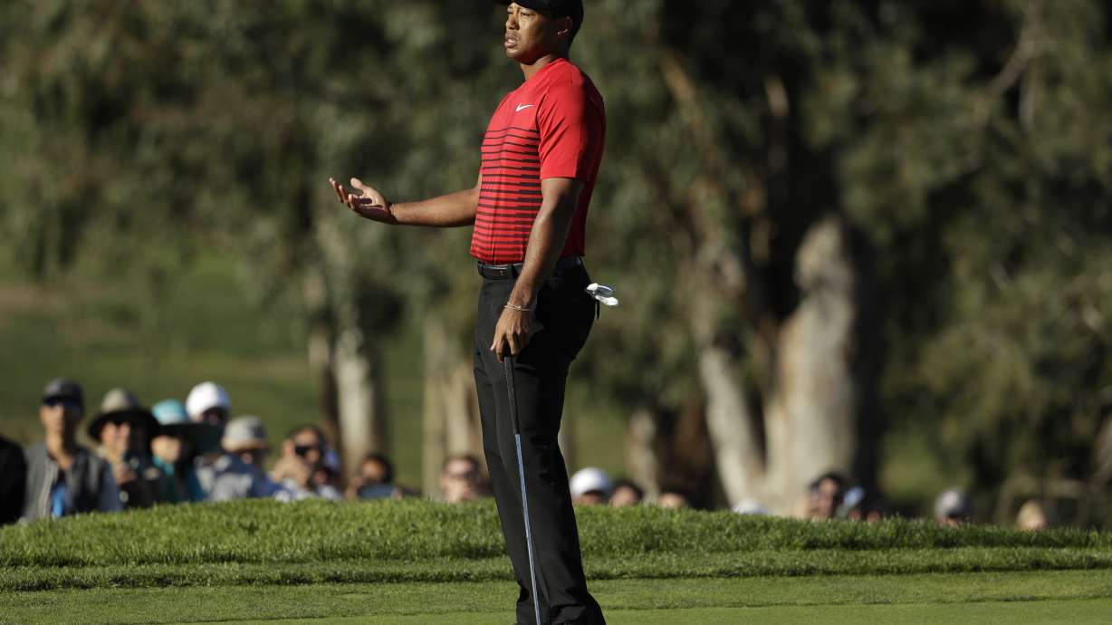 Column: Mediocre score, rousing success in Tiger's return