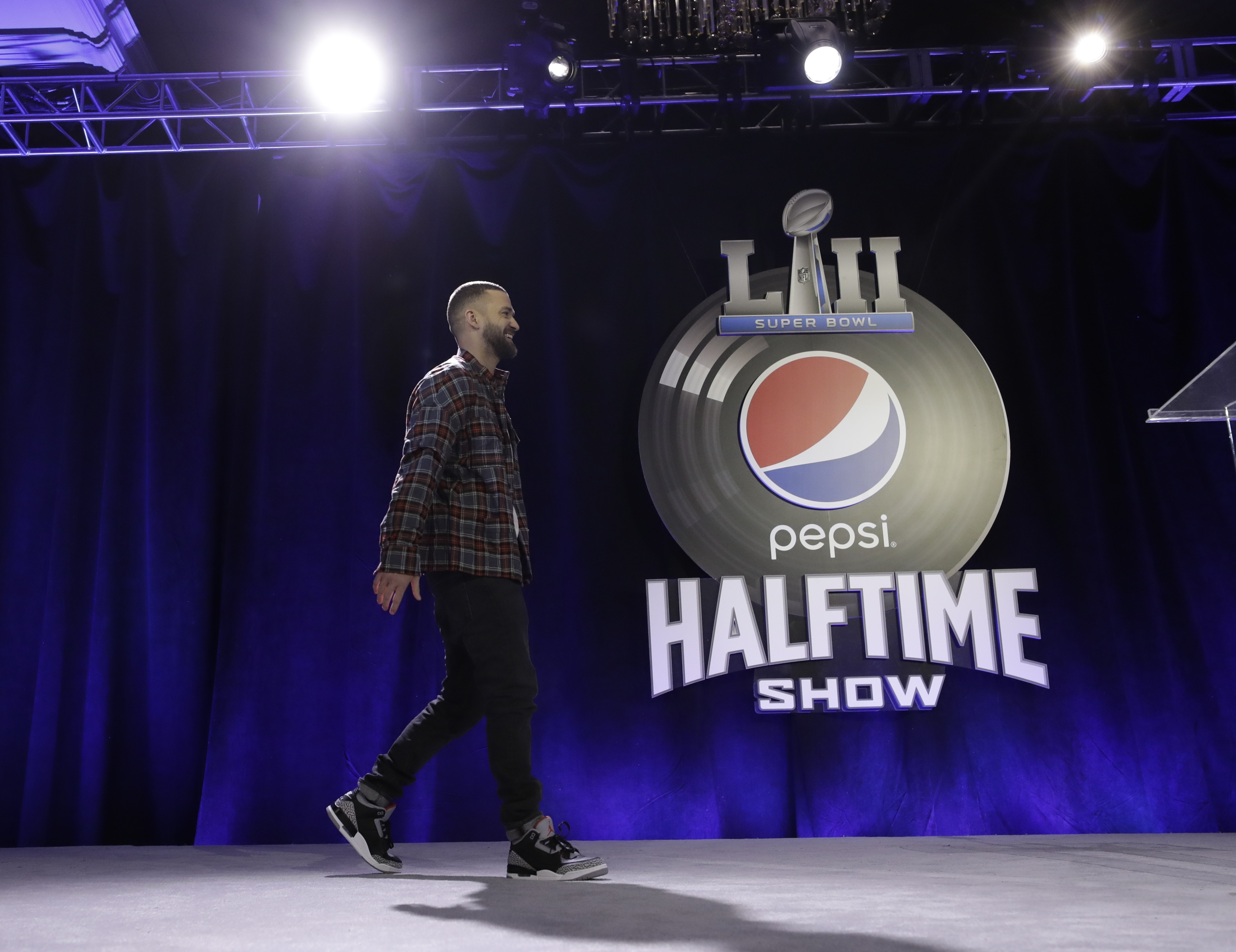 Justin Timberlake answers questions during a news conference for the NFL Super Bowl LII football game halftime show Thursday, Feb. 1, 2018, in Minneapolis. (AP Photo, Matt Slocum)