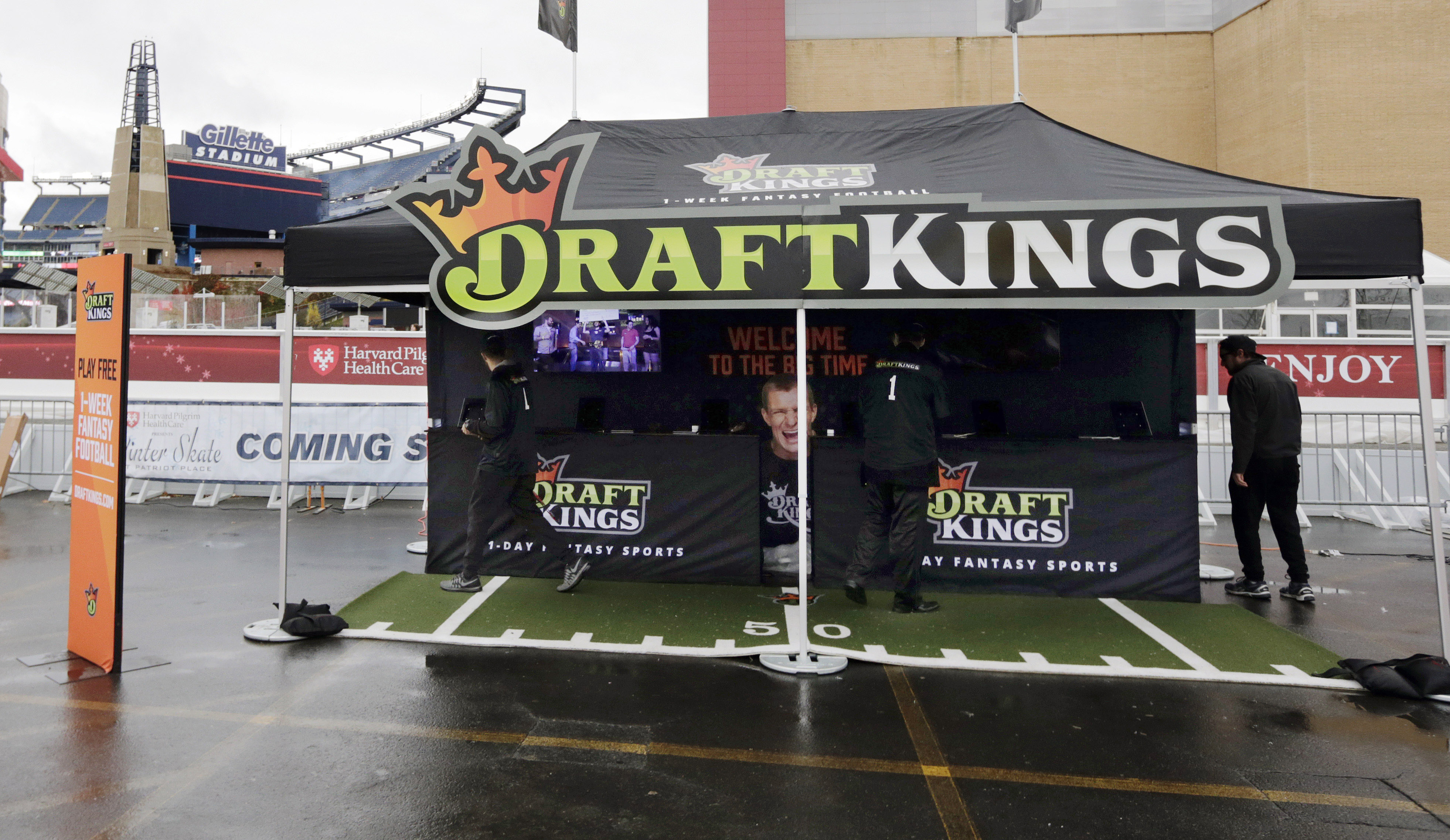DraftKings sees opening with legal sports betting on horizon
