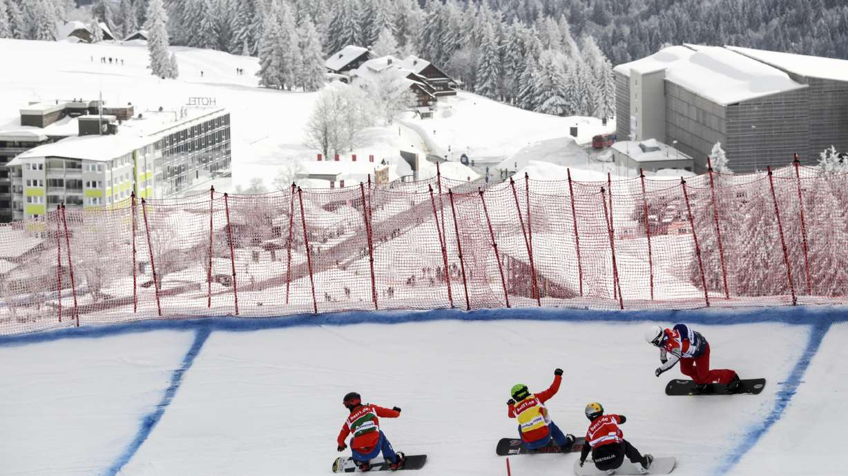 Lueftner, Moioli win snowboard cross World Cup races