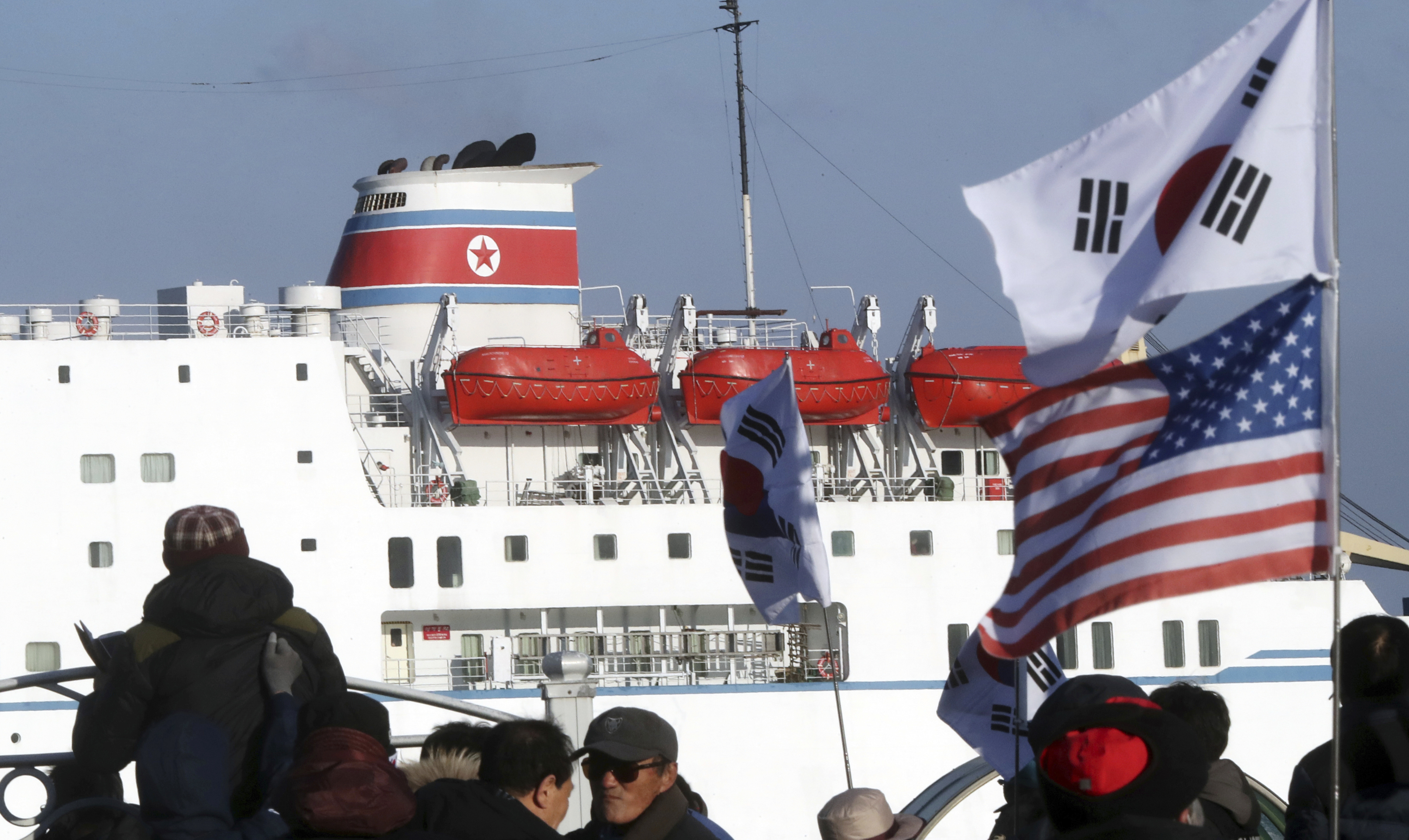 By boat, N. Korean musicians arrive in South for Olympic gig
