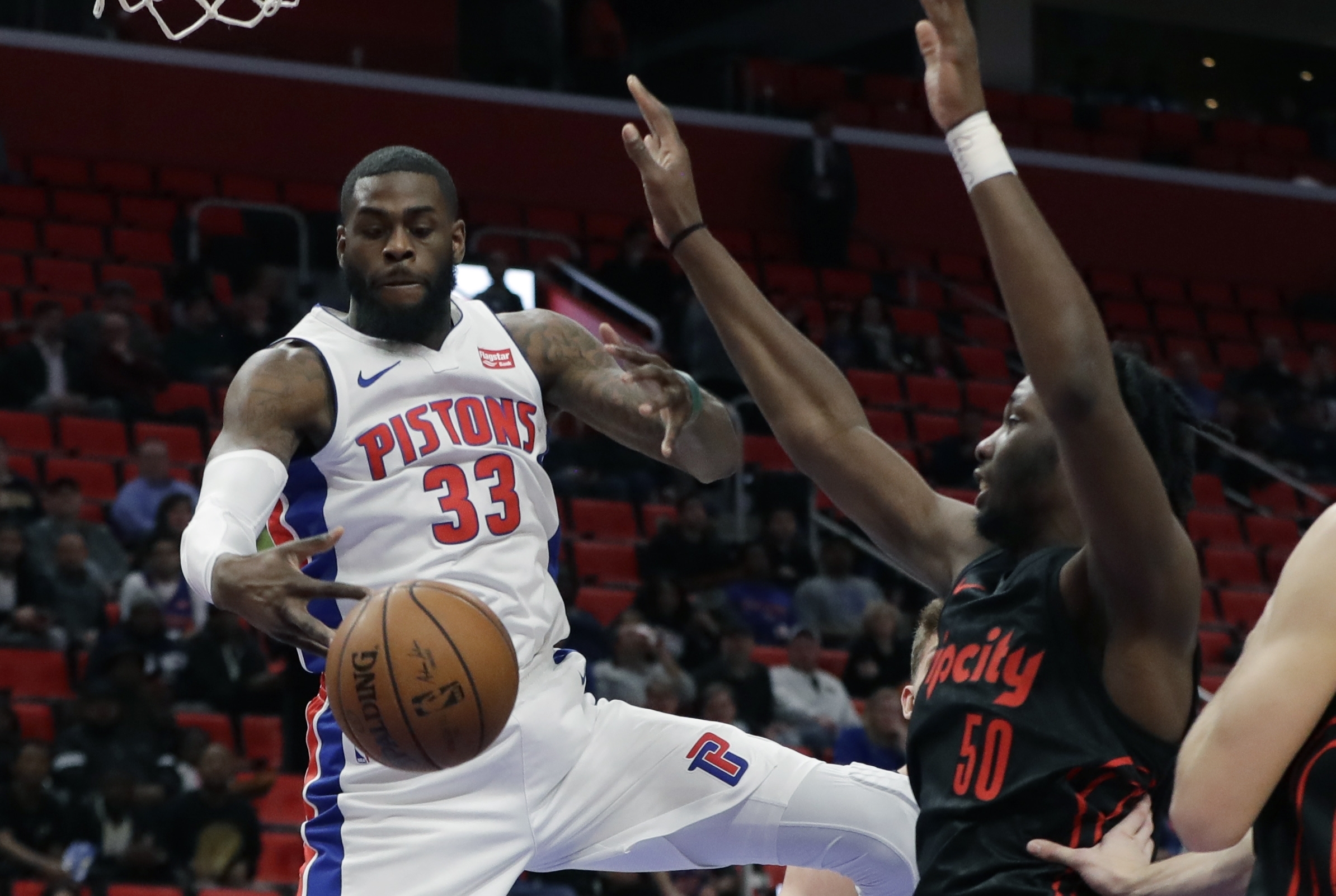 Pistons C Willie Reed suspended 6 games by NBA