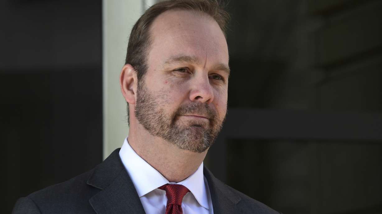 Lawyers for Mueller case defendant cite client differences