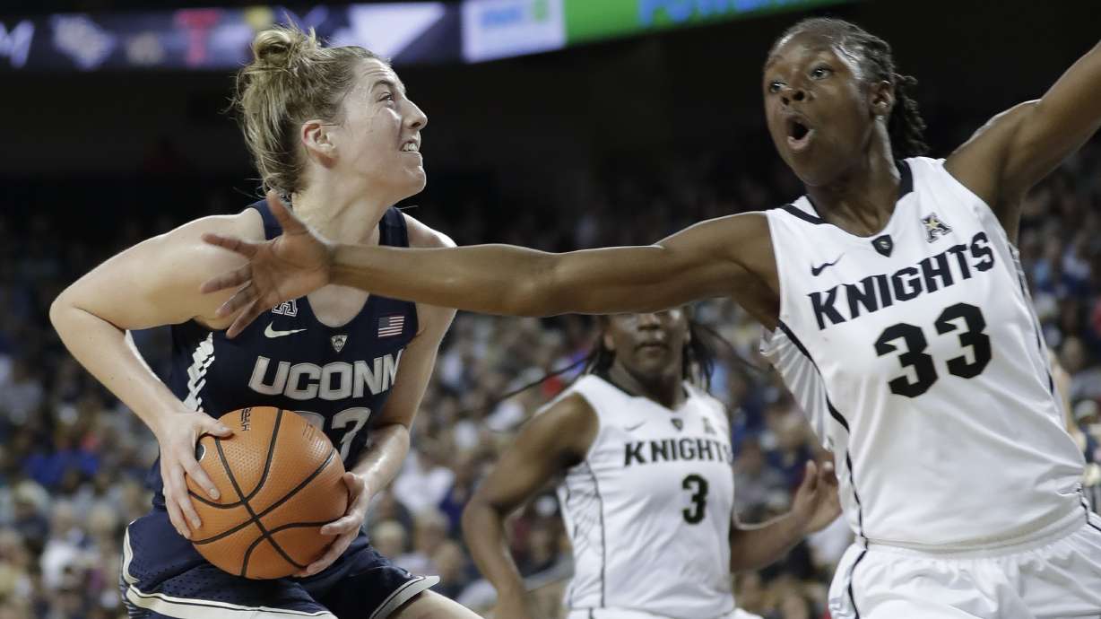 Samuelson helps No. 1 UConn beat Central Florida 55-37