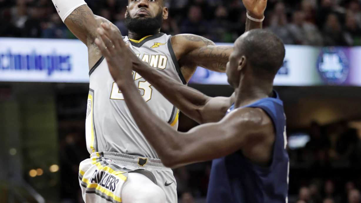 After whirlwind day, LeBron excited by Cavs' new 'pieces'