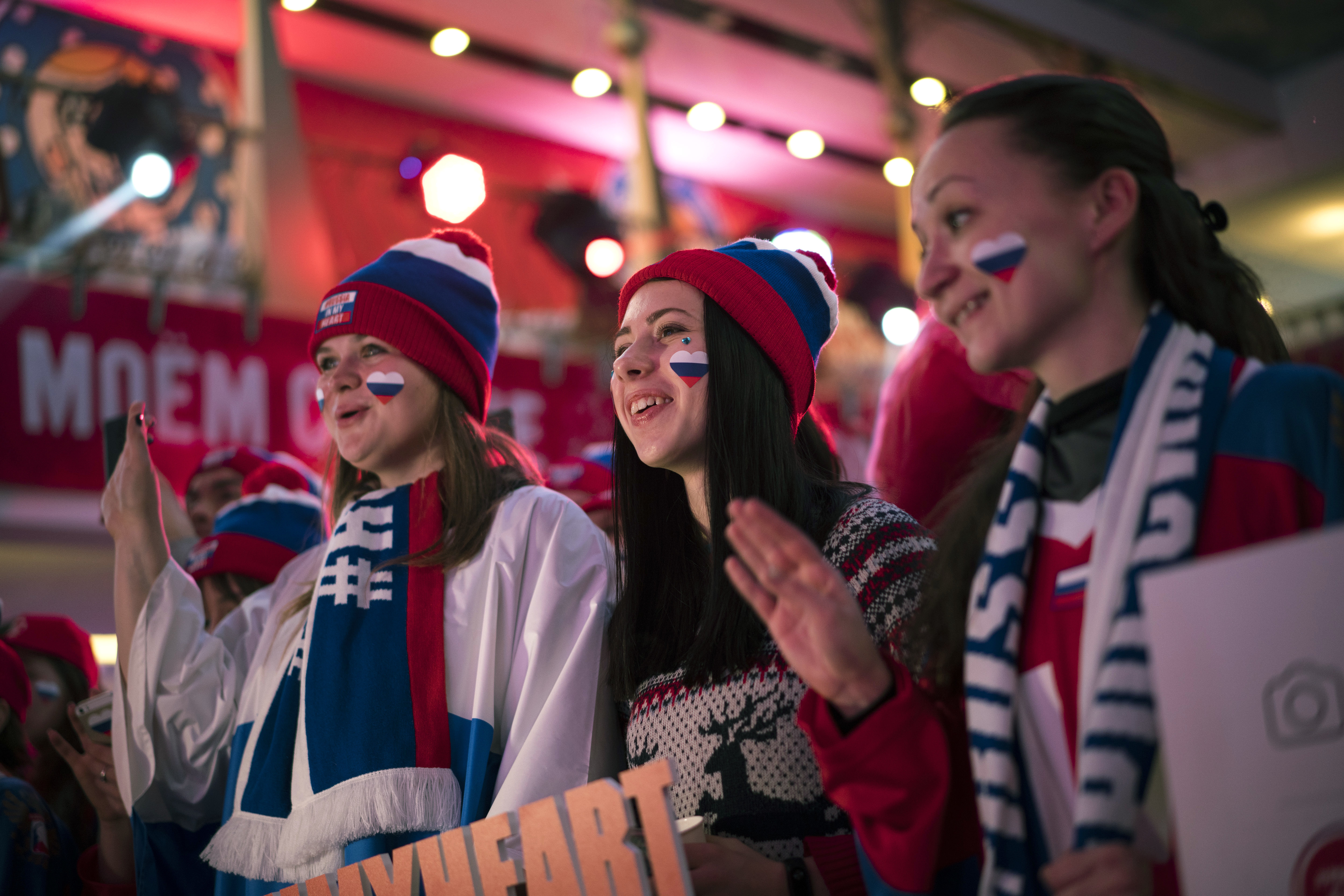 Russia throws flamboyant Olympic party despite scandals