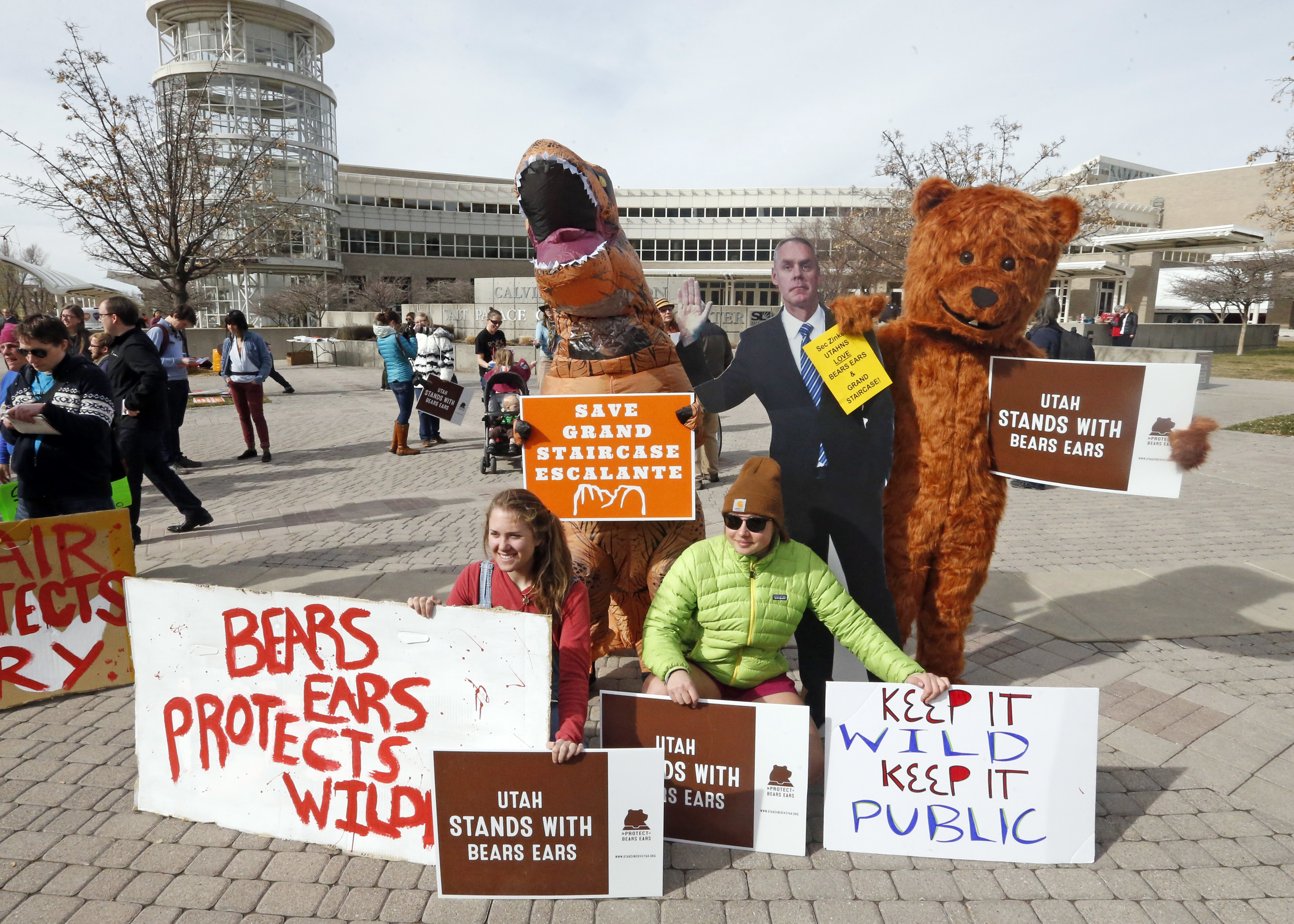 Interior secretary touts effort to improve big-game habitat