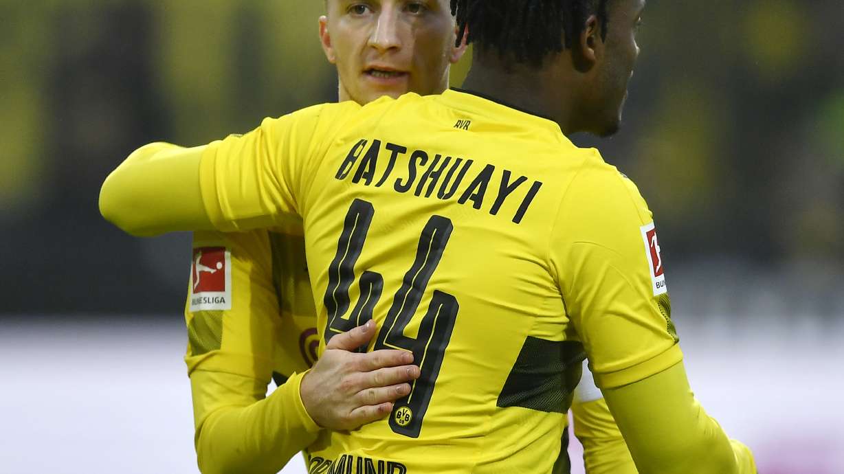 Reus returns as Dortmund claims 500th Bundesliga win at home