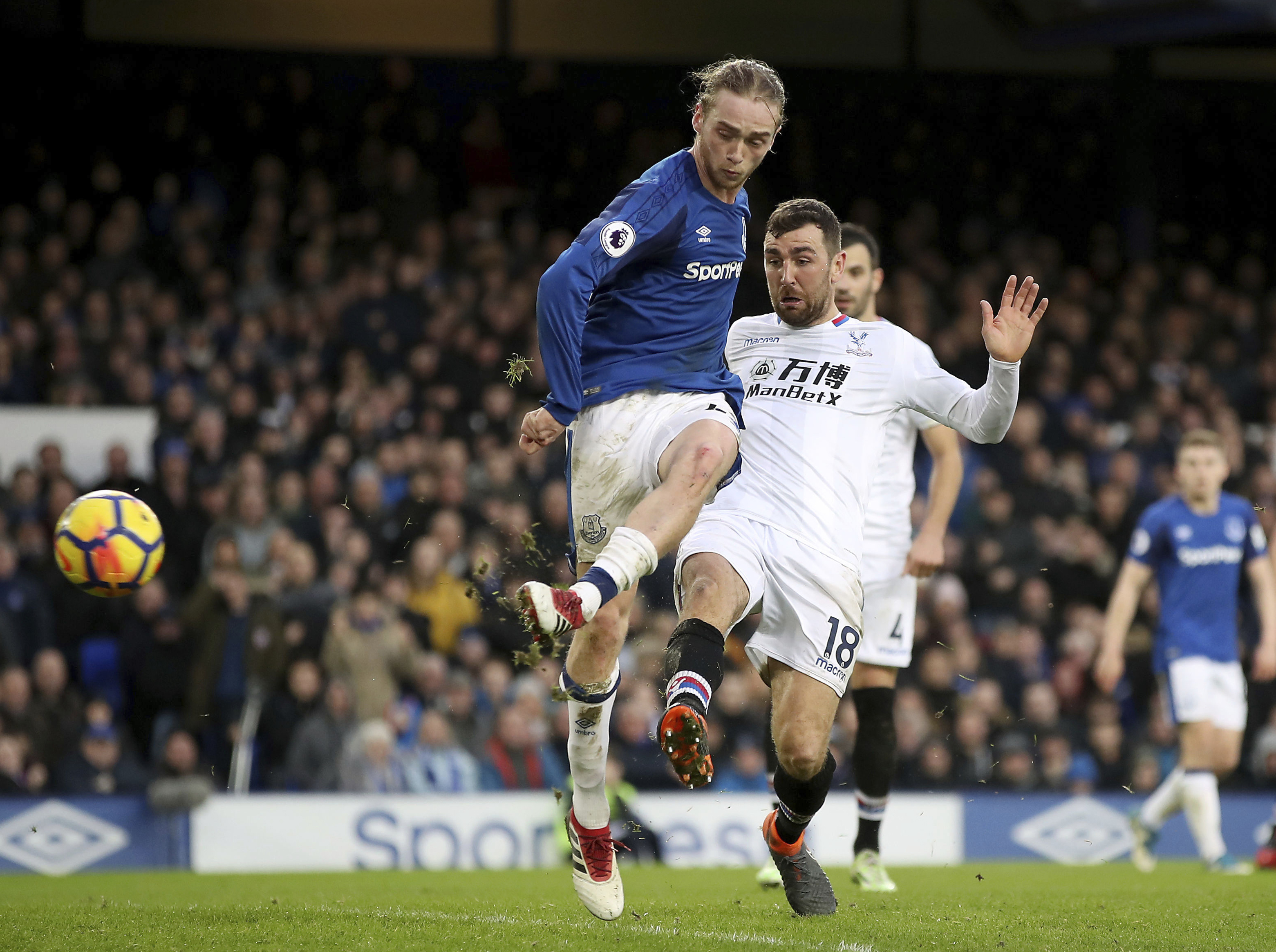 Allardyce's Everton beats Hodgson's Palace in EPL