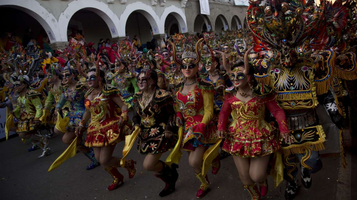 Gas explosion at Bolivia Carnival leaves 6 dead, 28 injured