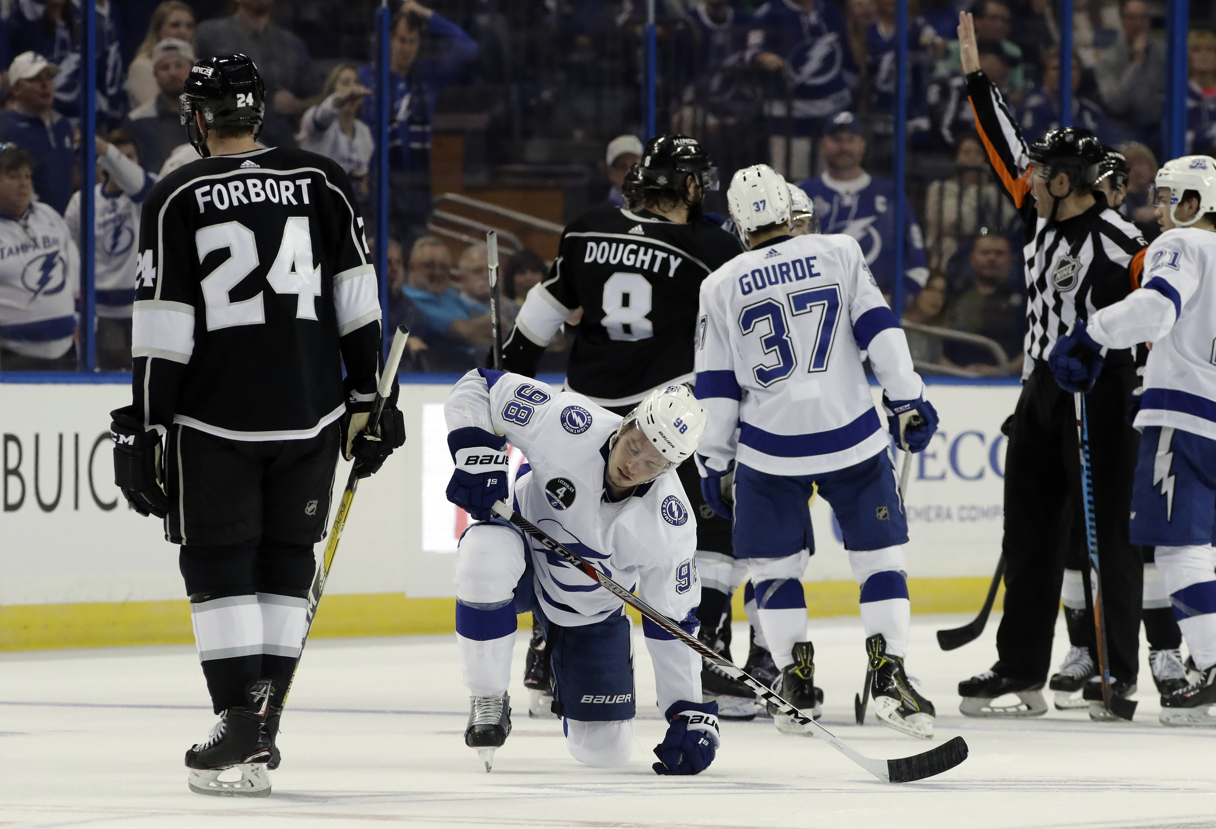 Kings forward Dustin Brown suspended for 1 game