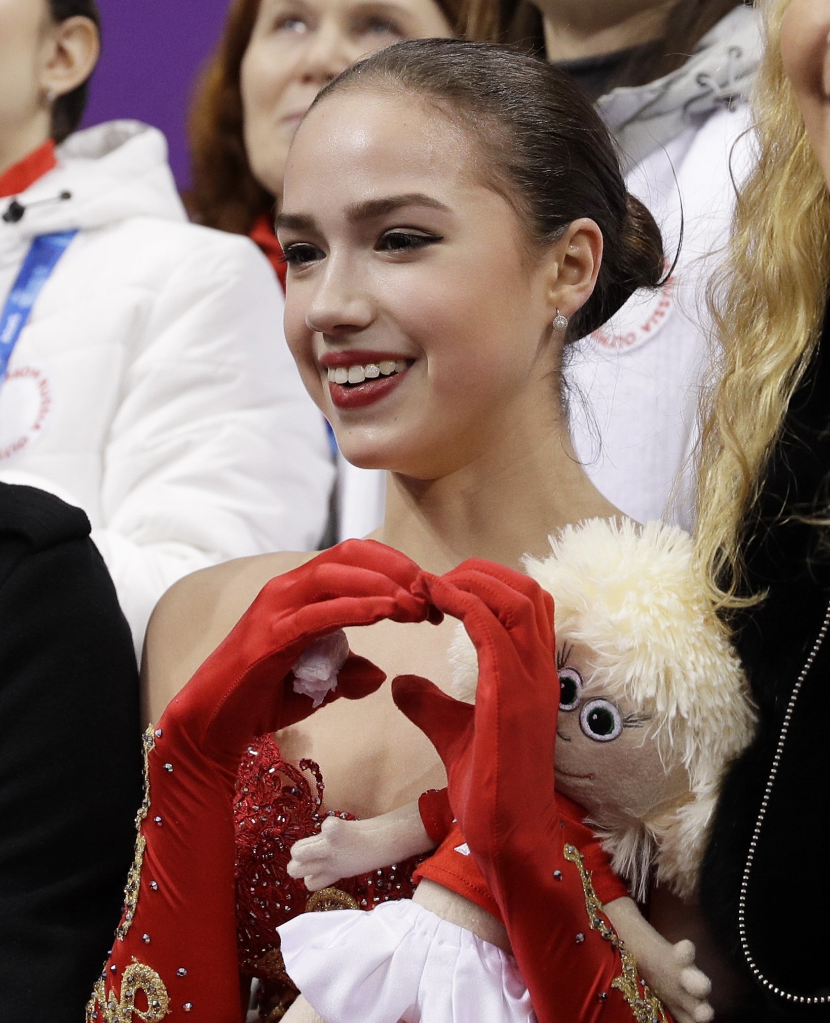 15-year-old Zagitova proves she can chase Olympic gold