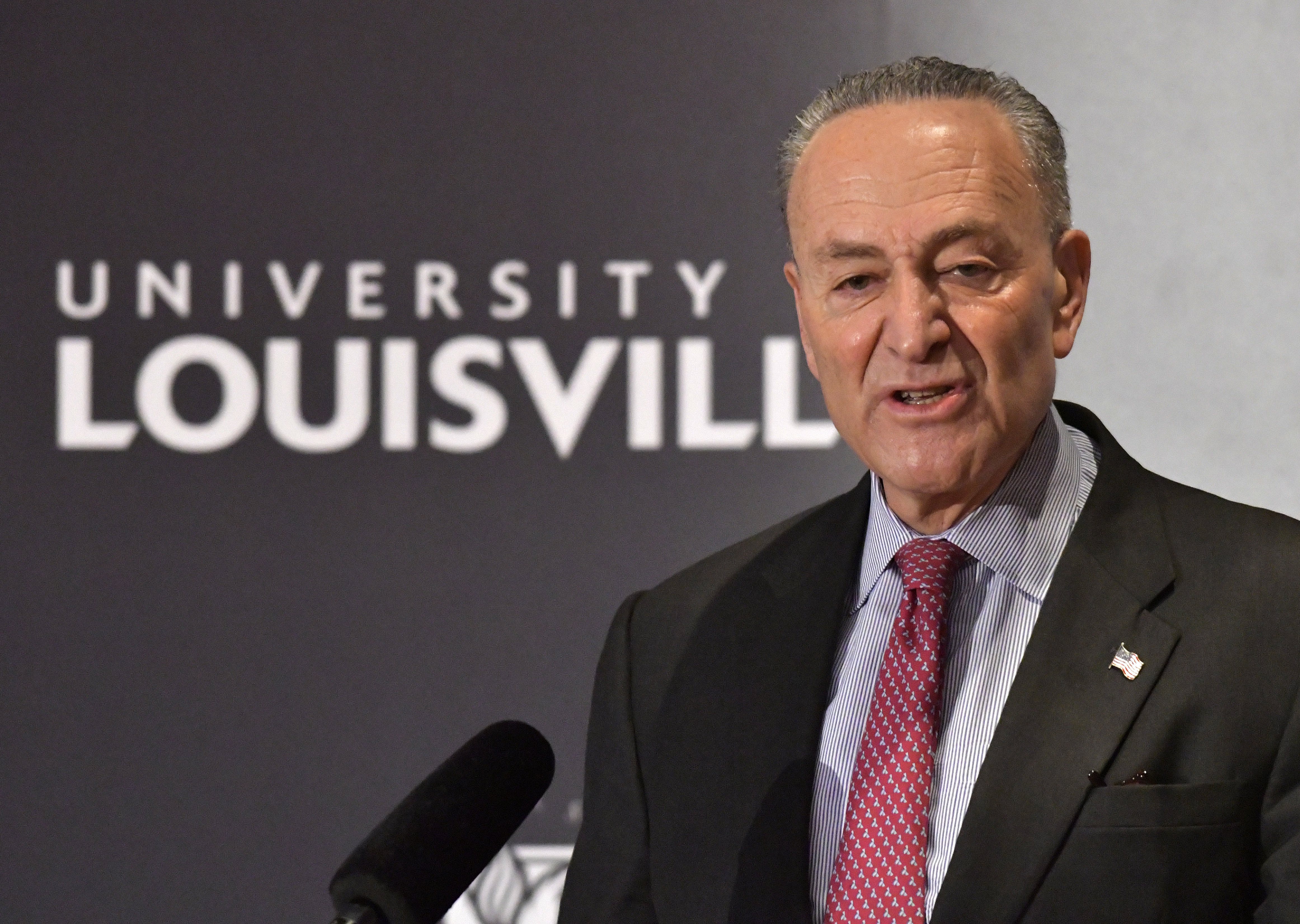 Chuck Schumer visits Mitch McConnell's hometown in Kentucky