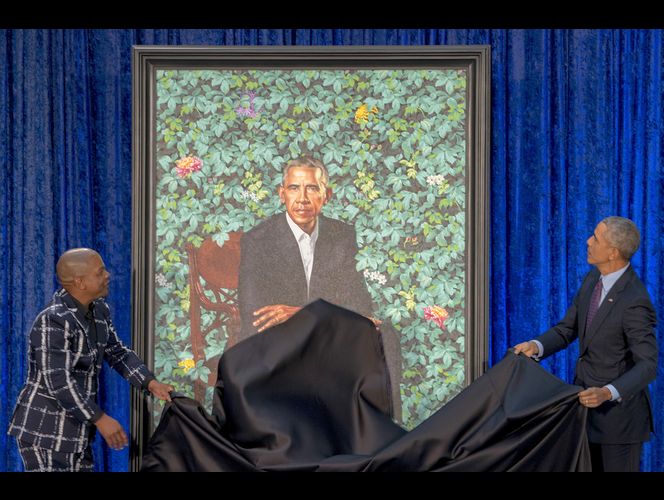 The Latest: Obama: Working with artist on a portrait a \'joy\'