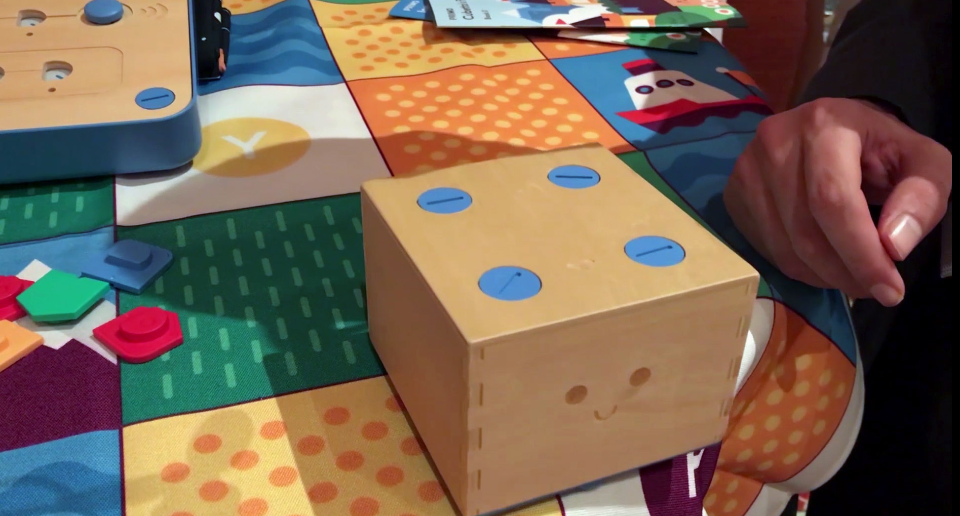 4 robots that aim to teach your kids to code