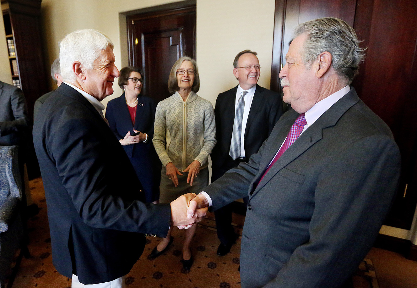 Bishop calls for more power for states in address to lawmakers