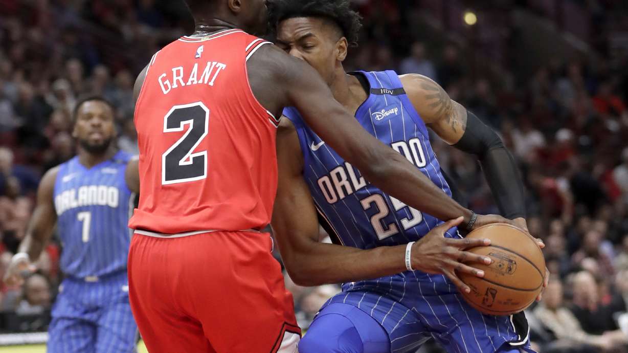 LaVine steal, dunk leads Bulls to 105-101 win over Magic