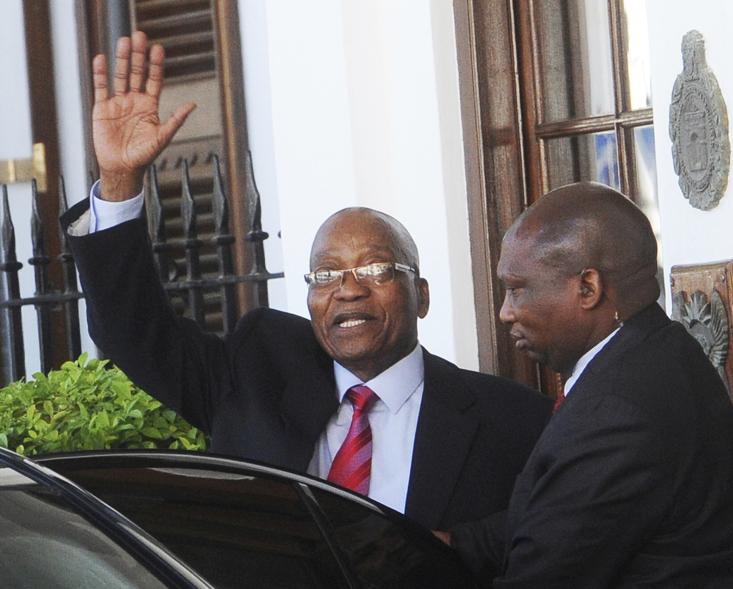 South Africa's ruling party finally turns against Zuma