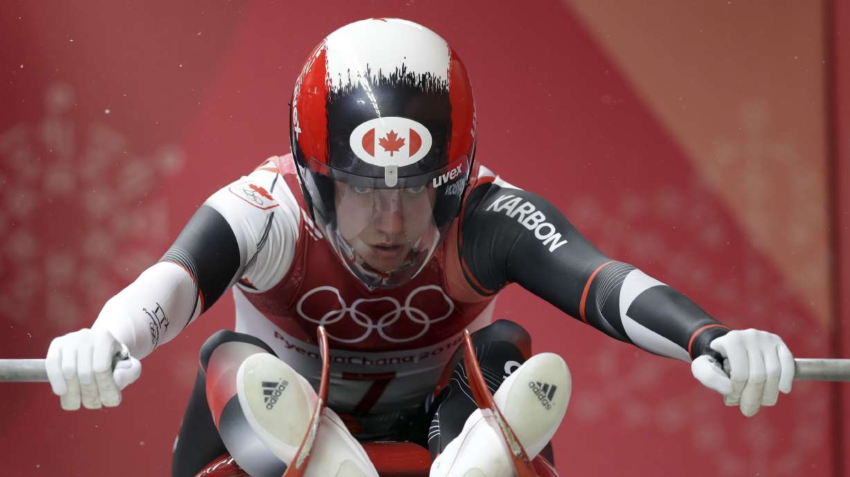 Golden Geisenberger: German star defends women's luge title