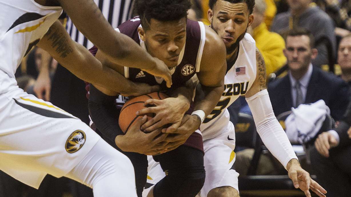 Missouri edges No. 21 Texas A&M 62-58