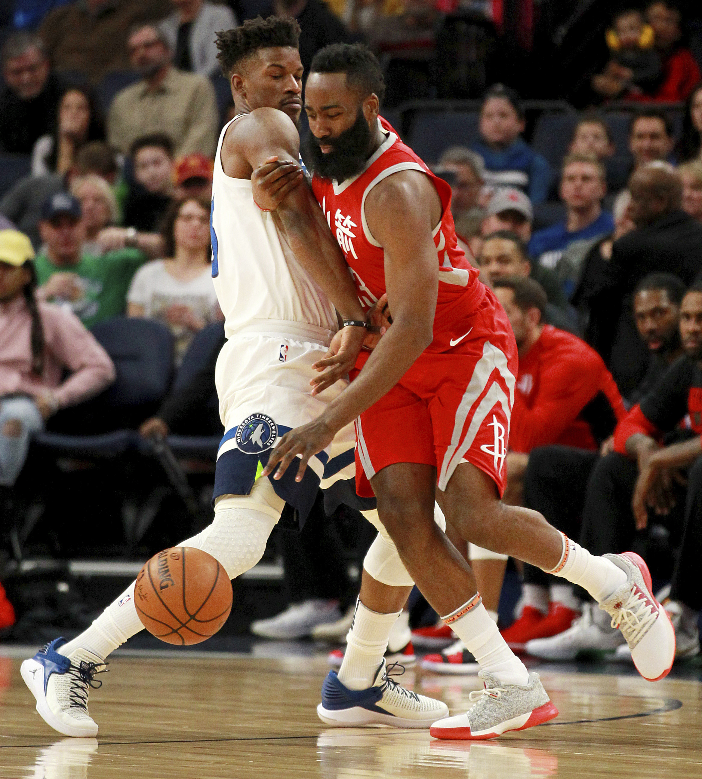Harden scores 34 as Rockets beat Wolves 126-108