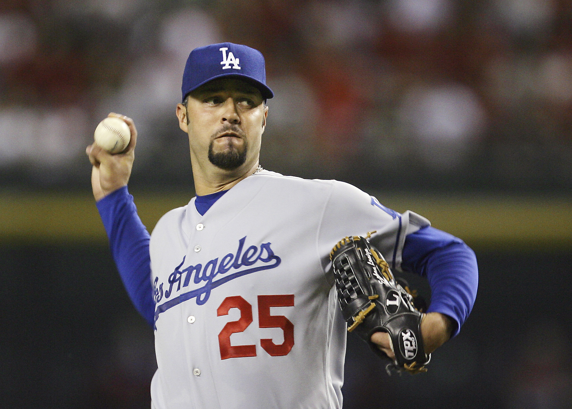 Ex-All-Star pitcher Esteban Loaiza denies dealing cocaine
