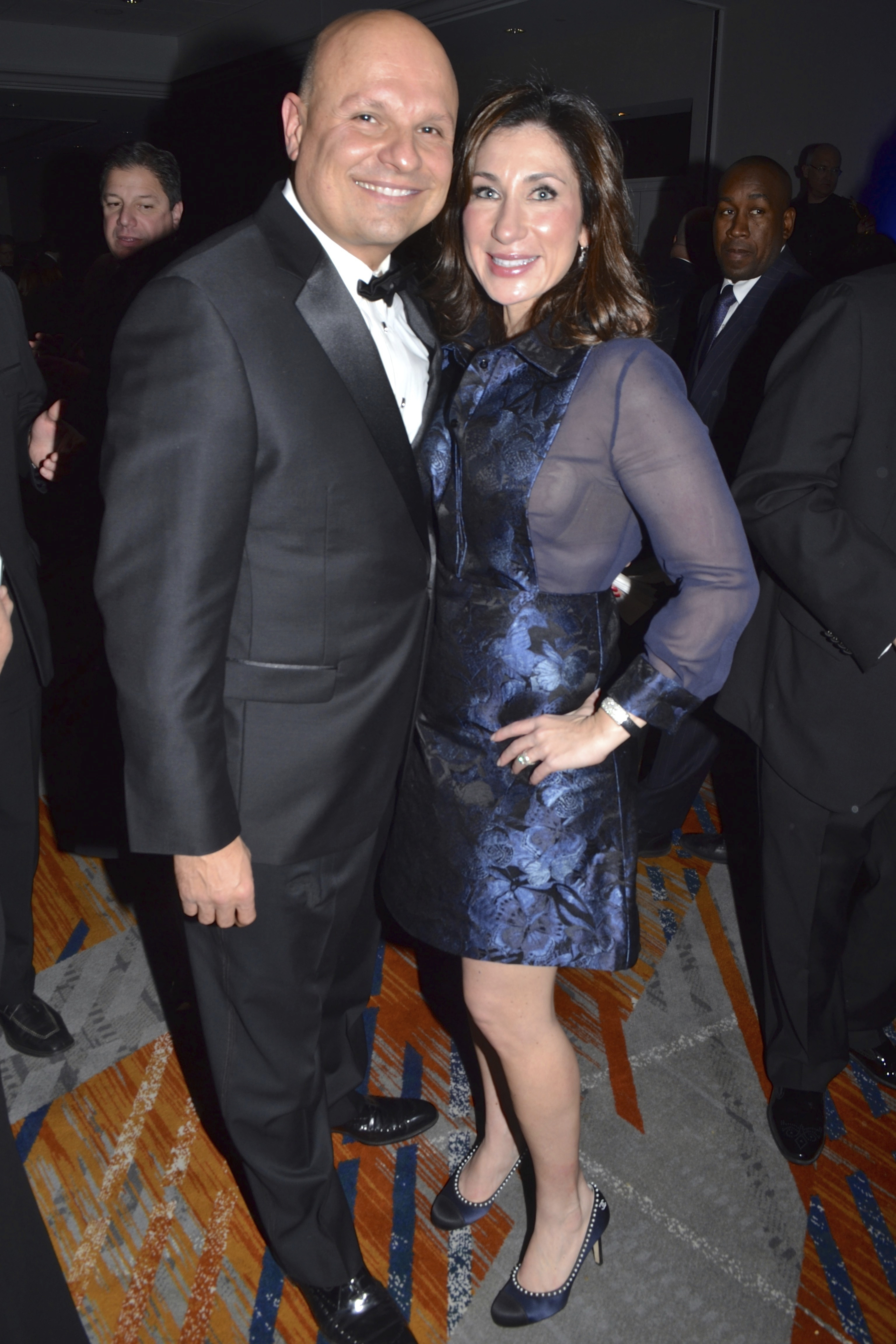 Dating danger? Businesses rethink workplace romance policies