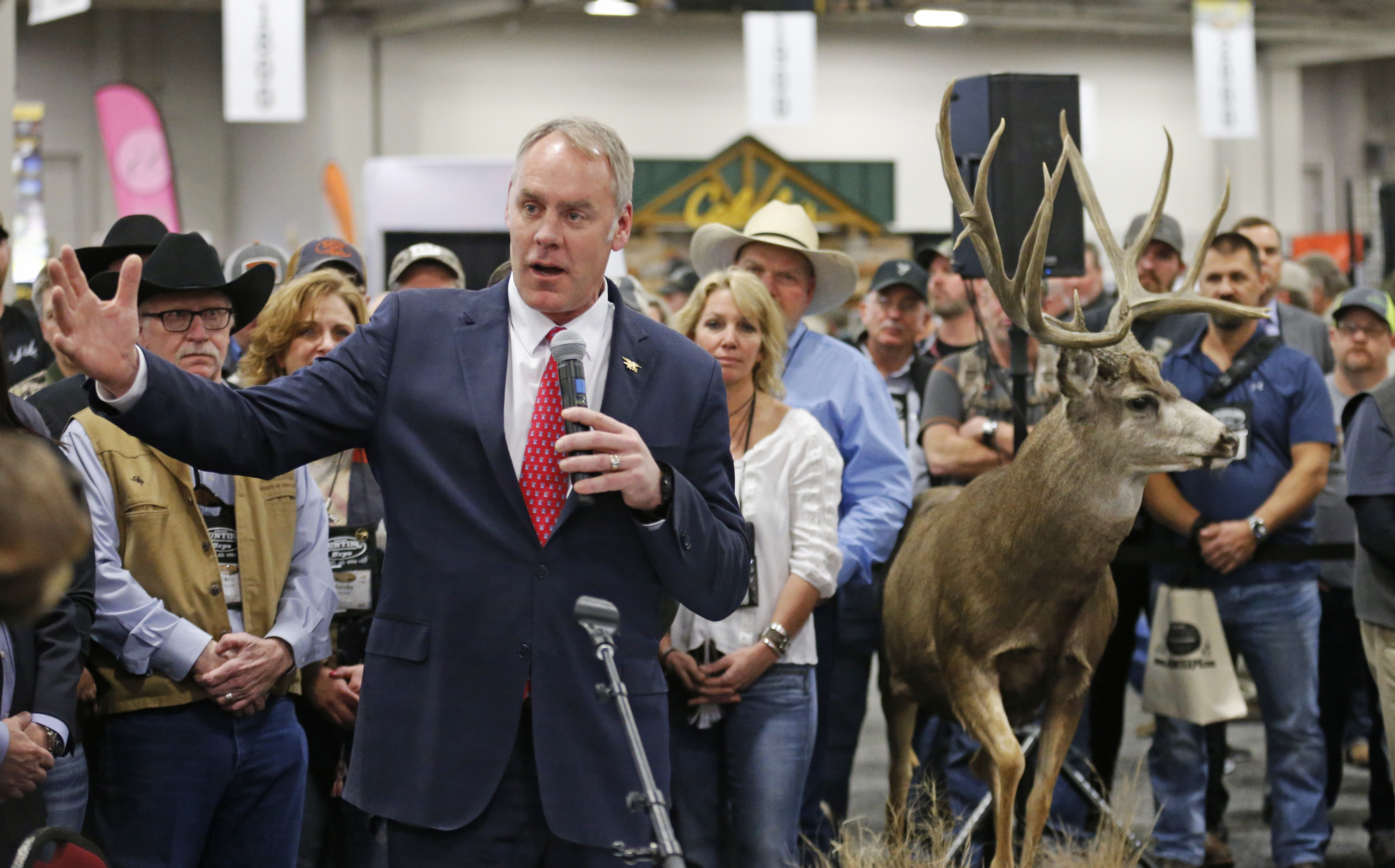 Despite complaints, Interior boss pushing big reorganization