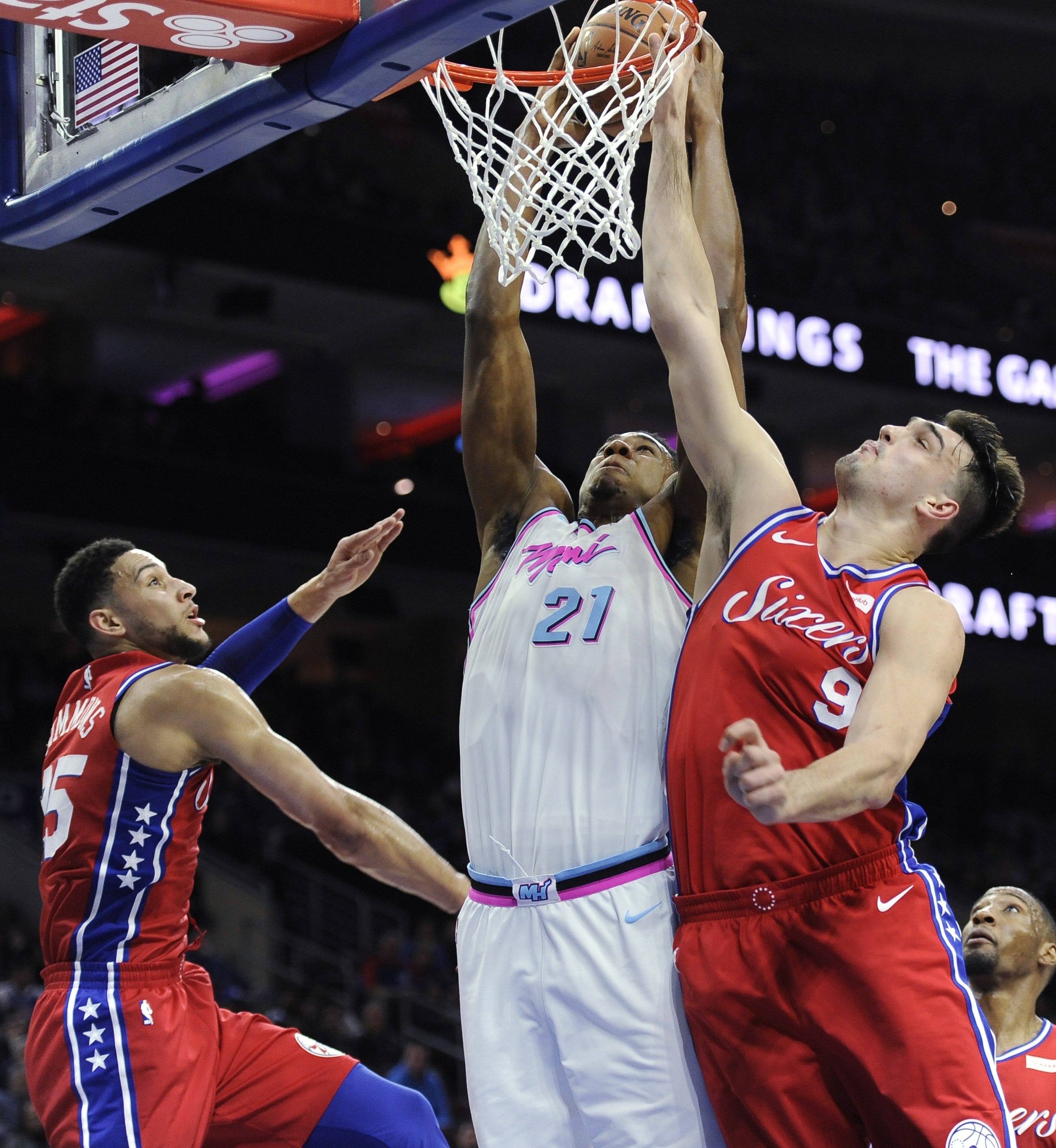 Simmons leads short-handed 76ers to come-back win over Heat