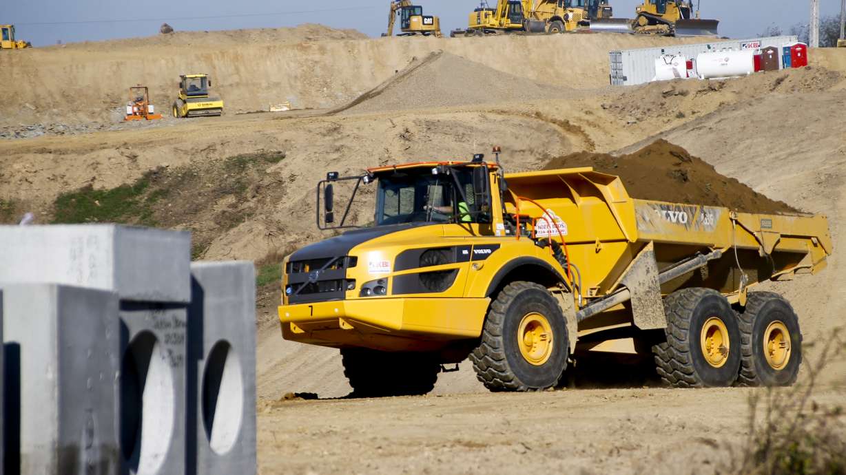 For builders, demand and economy up; so are interest rates