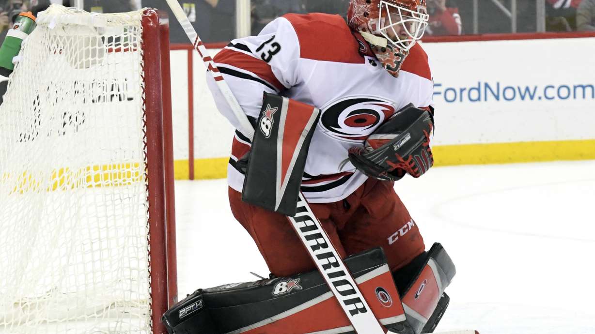 Hischier, Noesen lead Devils to 5-2 win over Hurricanes