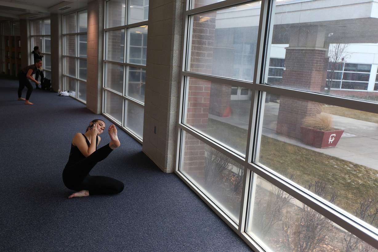 Heidi Folsom, a senior at Skyline High School, prepares to go before judges during the semifinals of the 2018 Sterling Scholar Awards at Copper Hills High School in West Jordan on Thursday, Feb. 15, 2018. Students from the central area of the Wasatch Front competed in 14 categories Thursday at three different schools. (Photo: Jacob Wiegand, KSL)