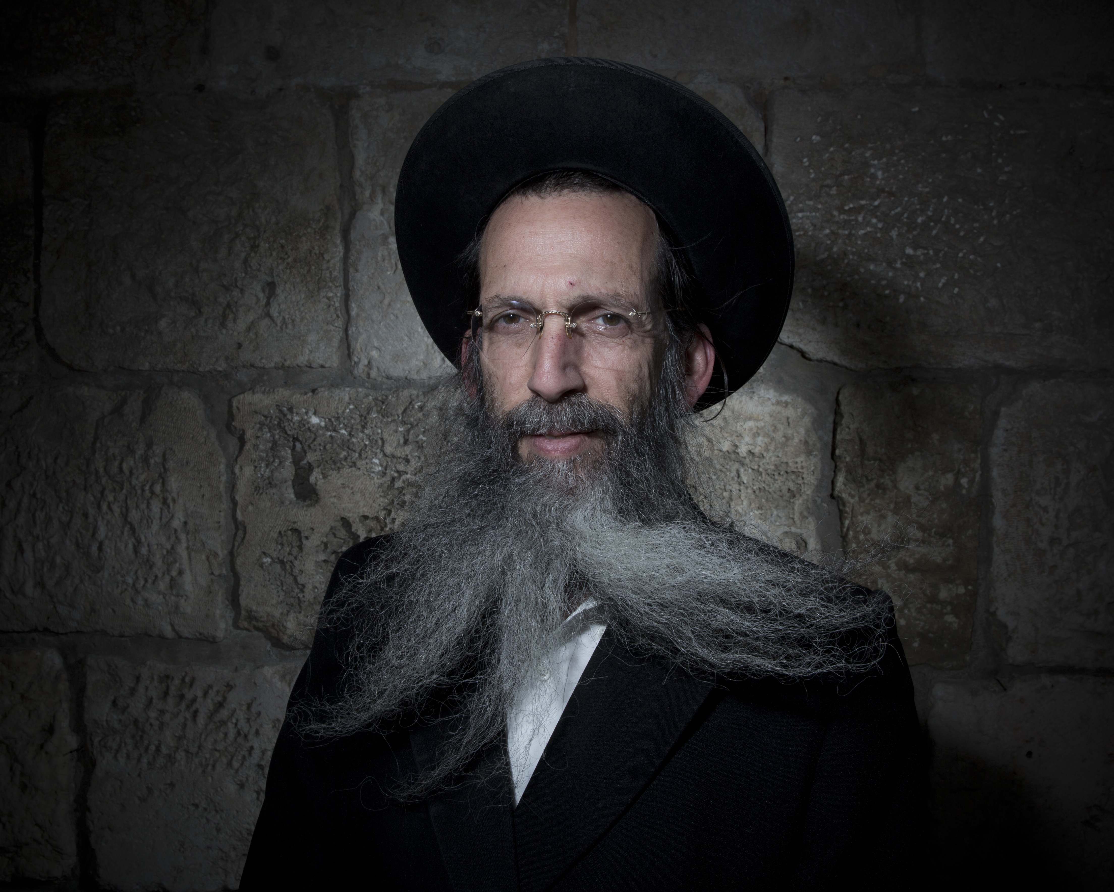 Ancient beard traditions shape the face of modern Jerusalem