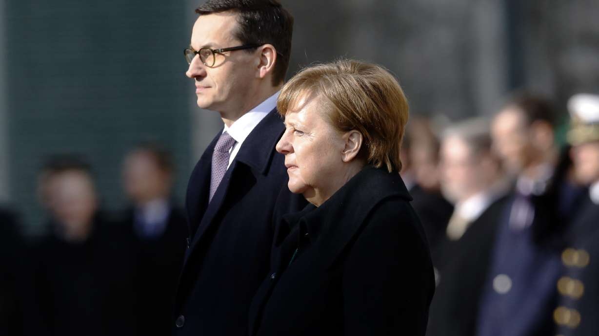 Polish, German leaders emphasize common ground in 1st visit