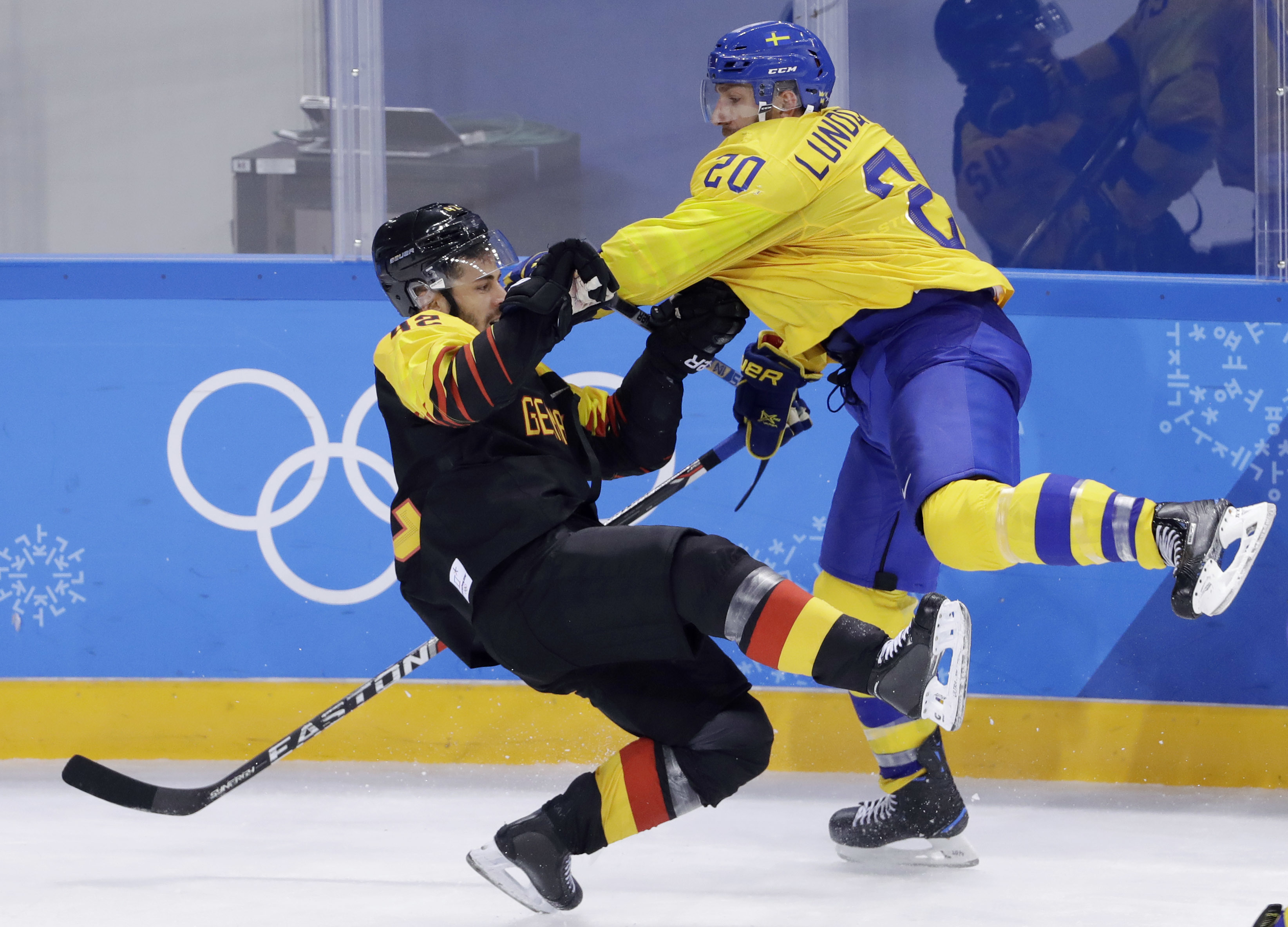 Sweden holds off Germany 1-0 in Olympic early round game