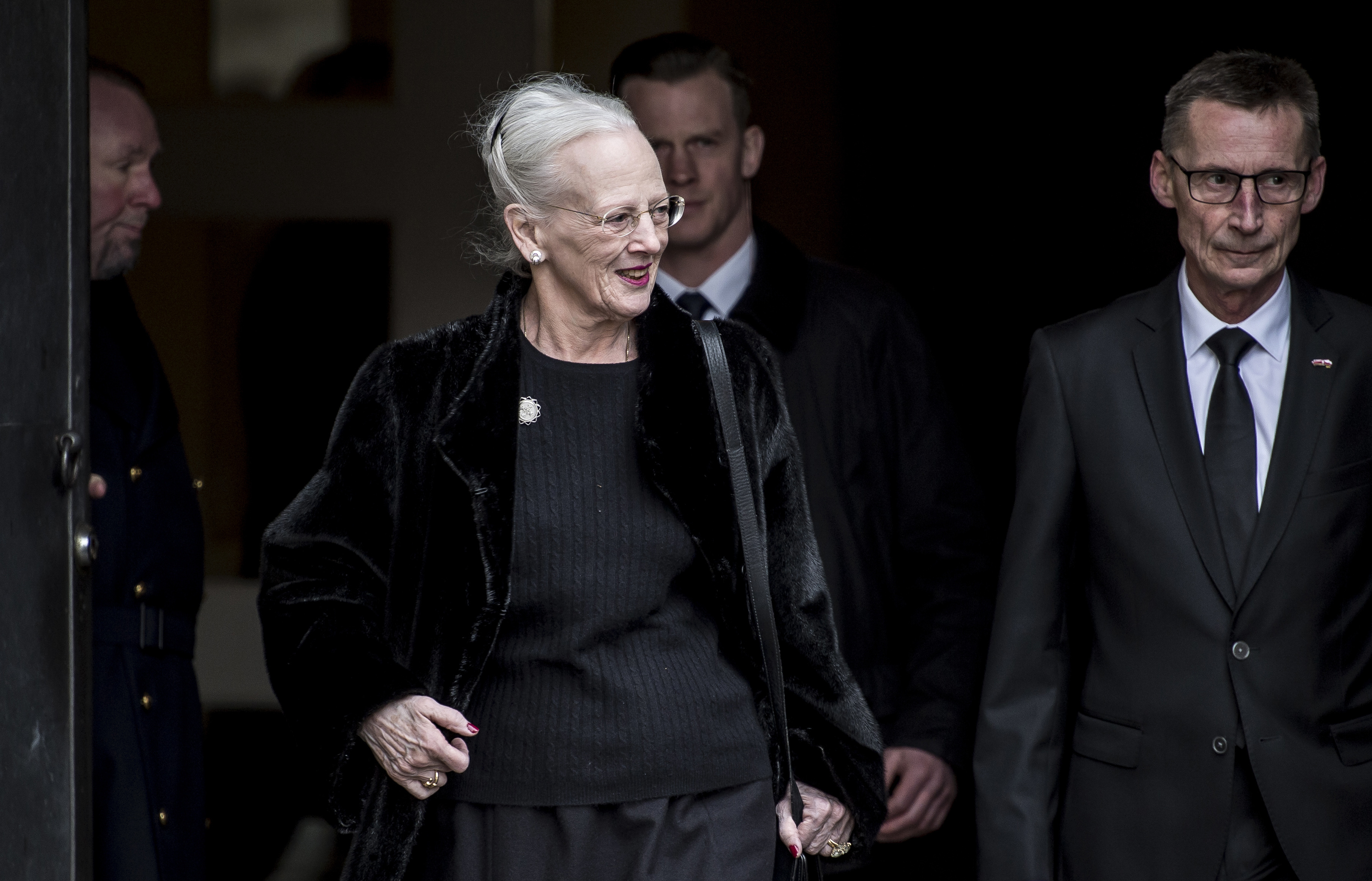 Danes start to bid farewell to late Denmark prince